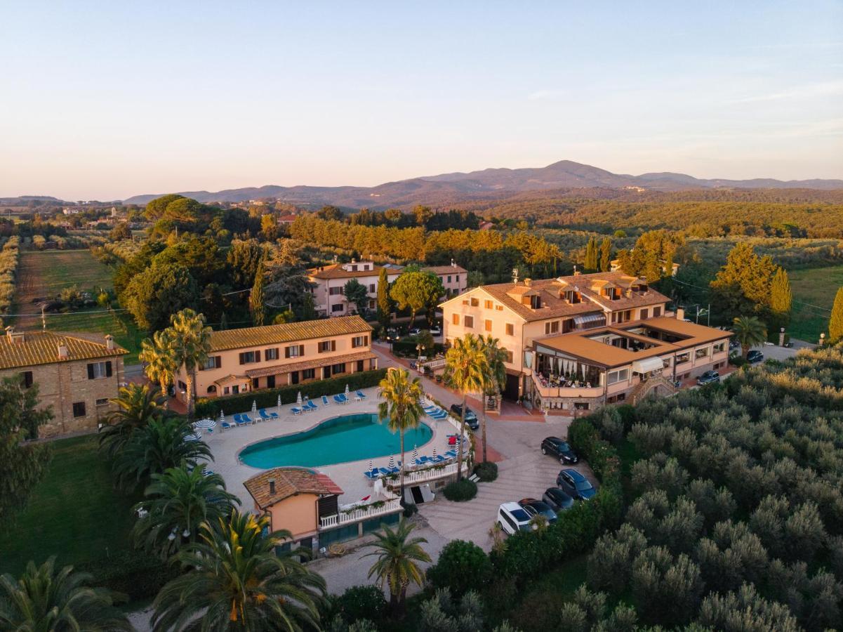 Agrihotel Elisabetta Collemezzano エクステリア 写真
