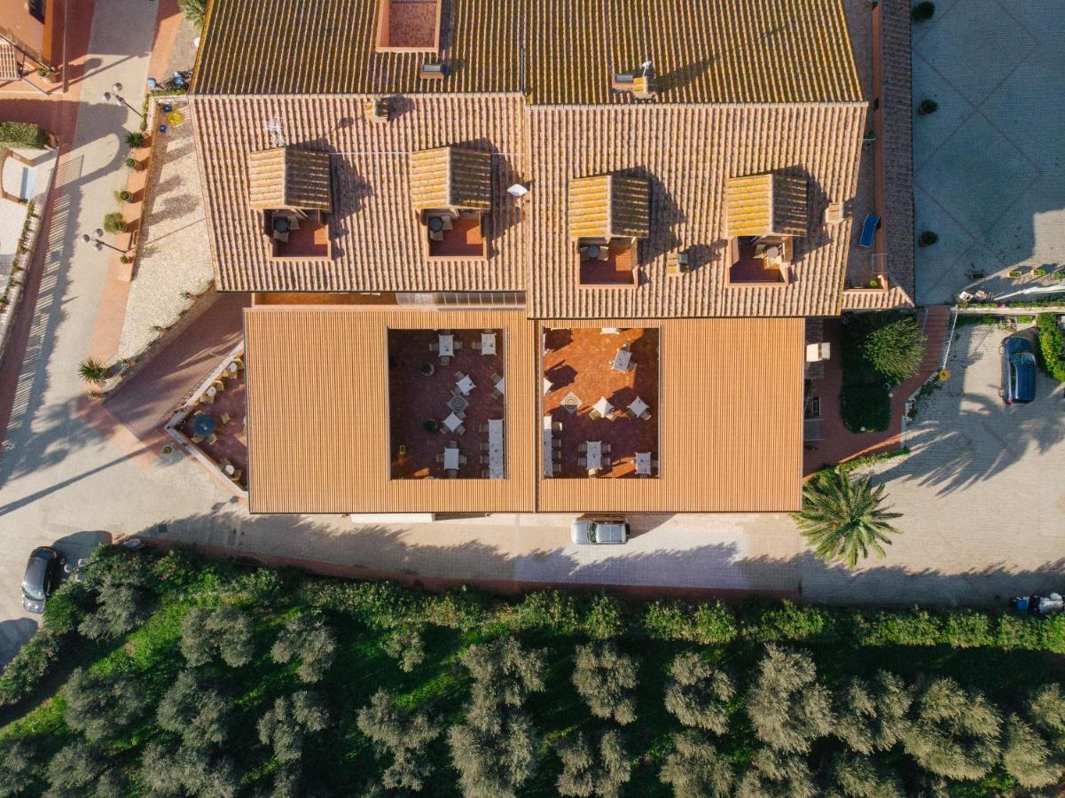 Agrihotel Elisabetta Collemezzano エクステリア 写真
