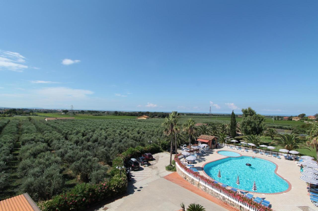 Agrihotel Elisabetta Collemezzano エクステリア 写真