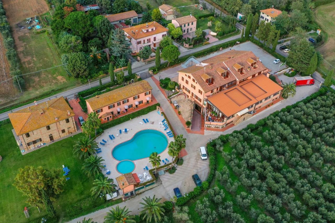 Agrihotel Elisabetta Collemezzano エクステリア 写真